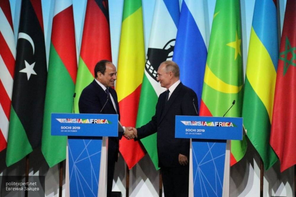 Путин высоко оценил усилия египетского руководства по урегулированию ливийского конфликта
