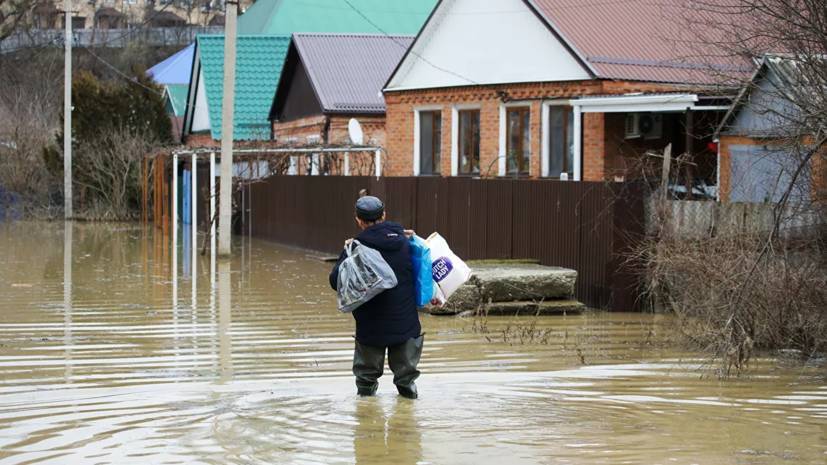 В Красноярском крае эвакуировали девять туристов из-за паводка