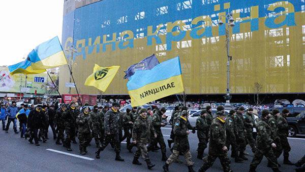 На Украине хотят причислить Флойда к "героям Небесной сотни"