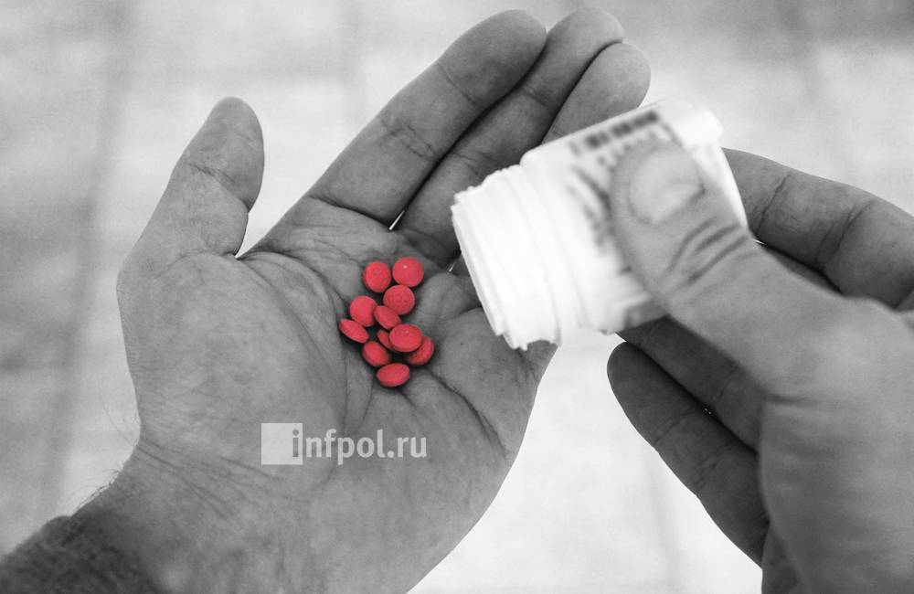 Жителям Бурятии, контактировавшим с заражёнными COVID-19, продолжают выдавать бесплатные лекарства