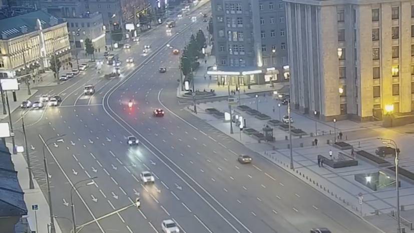 RT публикует видео с Ефремовым после ДТП в центре Москвы