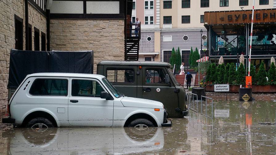 Ливневые дожди могут вызвать затопления в шести регионах РФ