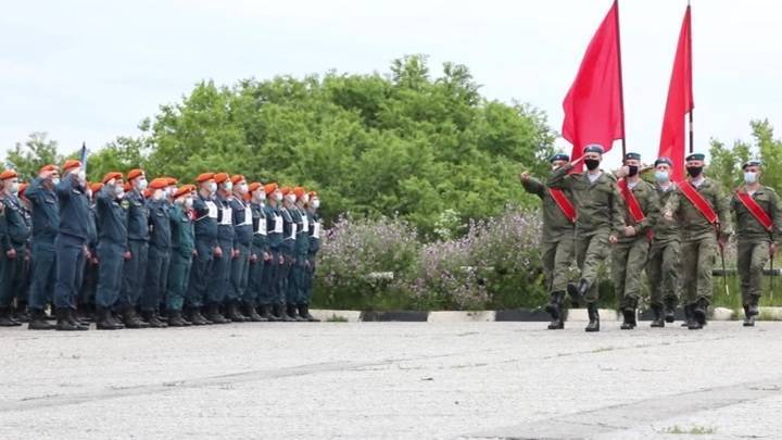 В Хабаровске и Новороссийске прошли репетиции Парада Победы
