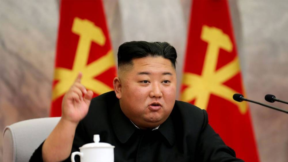 Пхеньян прекращает работу "горячей линии" с Сеулом