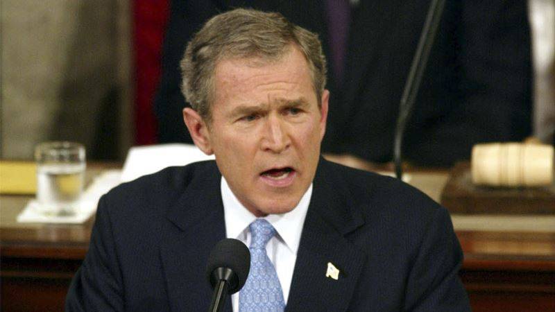 Представитель Буша опроверг сообщения, что экс-президент не будет поддерживать Трампа