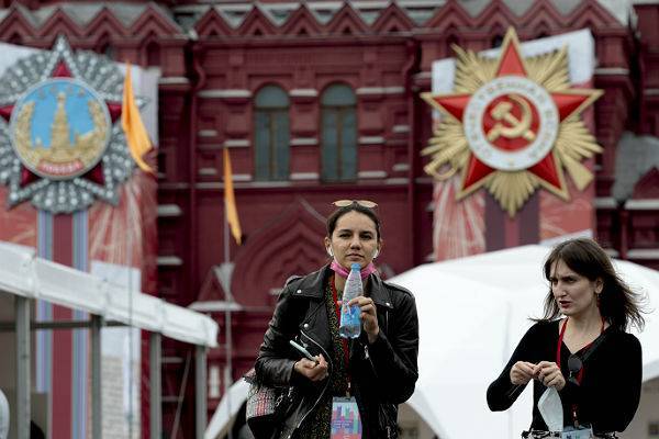 В ВОЗ москвичей призвали блюсти «масочный этикет»