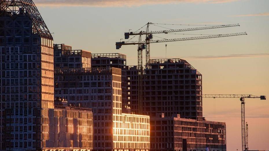Объём ввода жилья в Петербурге в мае сократился в 2 раза