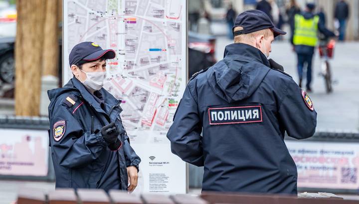 Полиция оцепила дом Михаила Ефремова