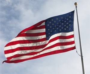 Бэнкси нарисовал горящий американский флаг в память о Джордже Флойде