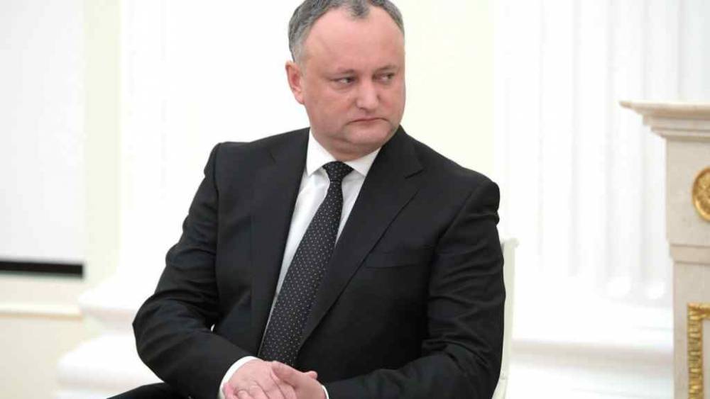 «Получил письмо-предупреждение»: Президент Молдовы попал в ДТП
