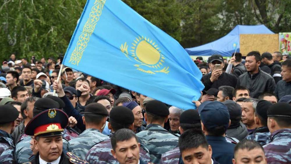 Кто устроил акции протеста в Казахстане?