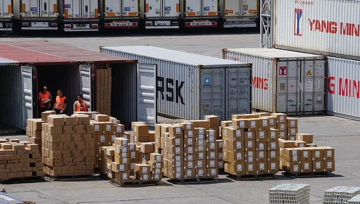 ФТС: импорт товаров в Россию сократился в январе-мае на 6,4%