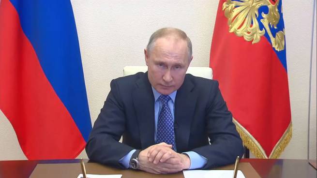 Владимир Путин объявил о дополнительной поддержке семей с детьми