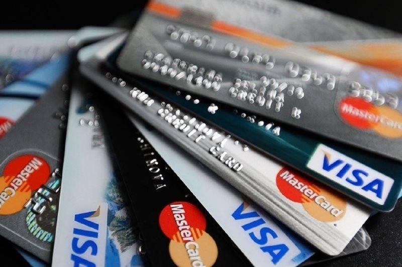 Жители Башкирии стали чаще пользоваться кредитными картами