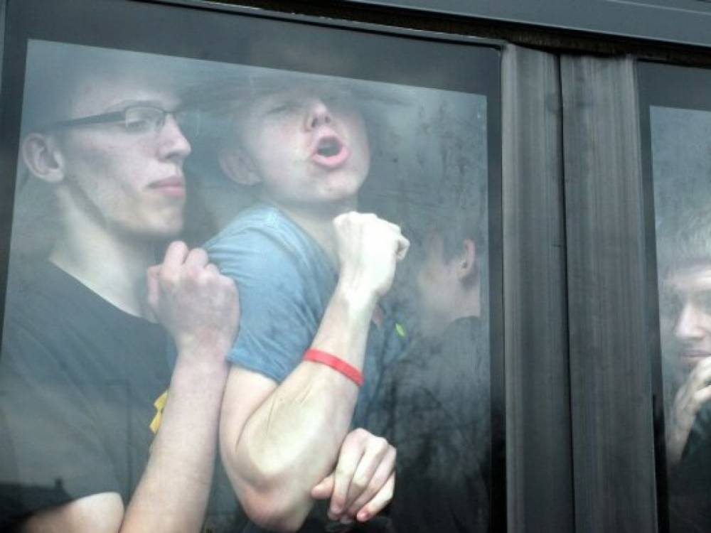 Люди едут, прижавшись друг к другу: в Харькове маршрутки переполнены