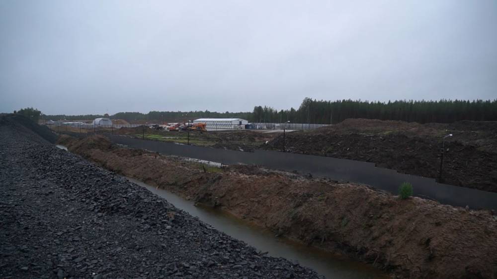 Власти Архангельской области расторгли договор со строителями полигона в Шиесе