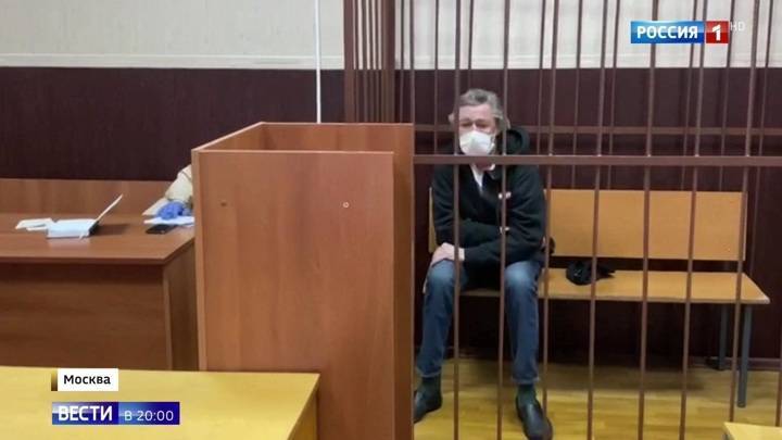 Ефремову назначили два месяца домашнего ареста