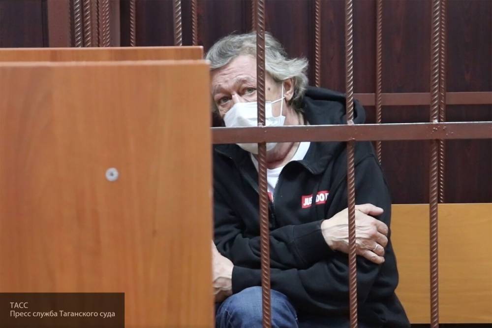 Виновный в ДТП Ефремов по решению суда отправится под домашний арест