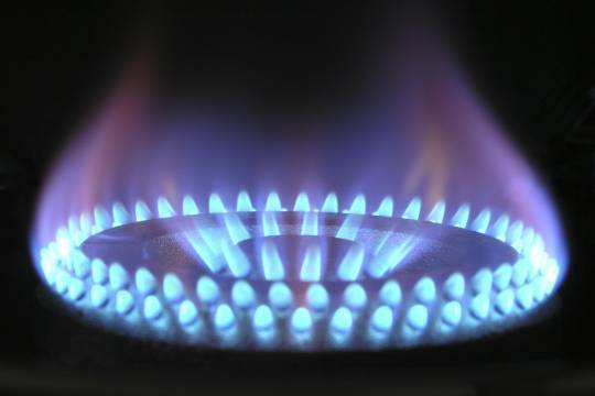 Газпром заключил крупнейший в своей истории контракт на поставку газа в России