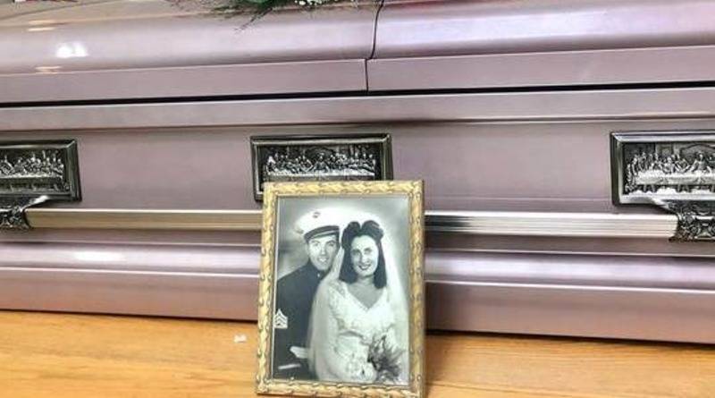 «Вместе и в смерти»: 100-летняя пара, прожившая вместе 76 лет, скончалась от коронавируса с разницей в 10 дней