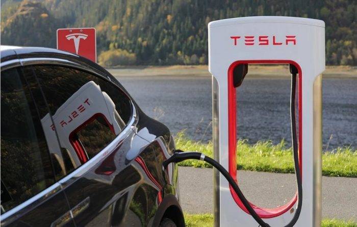 Для Tesla изобрели аккумулятор, способный проработать 16 лет и преодолеть 2 млн. километров