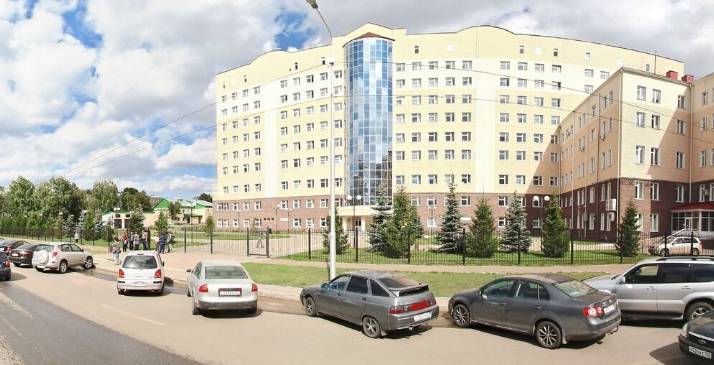Пациенты закрытой на карантин больницы в Уфе устроили забастовку