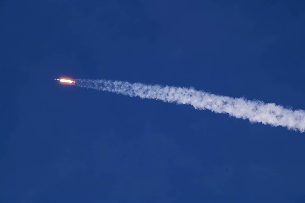 Ракета Falcon 9 вывела на орбиту спутник Columbus GPS III. Это первая миссия SpaceX в интересах Космических сил США