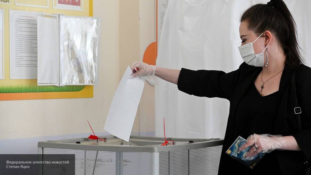 В Омской области явка на голосование по поправкам к Конституции составила 56%