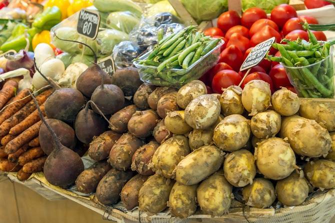 Золотой корнеплод: картофель и яблоки стали лидерами роста цен в июне