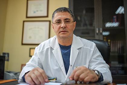Доктор Мясников заявил о раздражении от «железного занавеса» из-за коронавируса