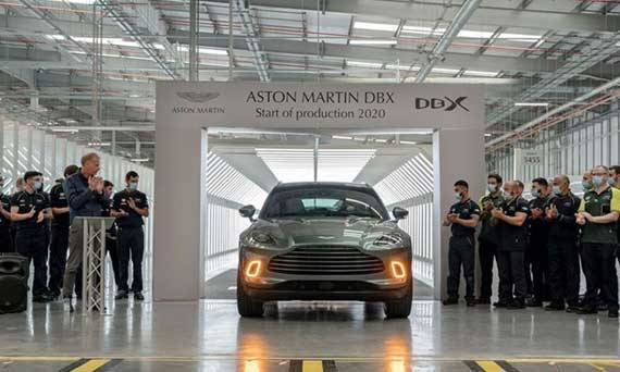 Первый DBX сошел с конвейера Aston Martin