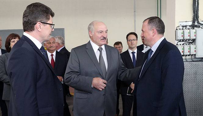 Лукашенко: в предстоящей пятилетке мы будем иметь свой хороший электромобиль
