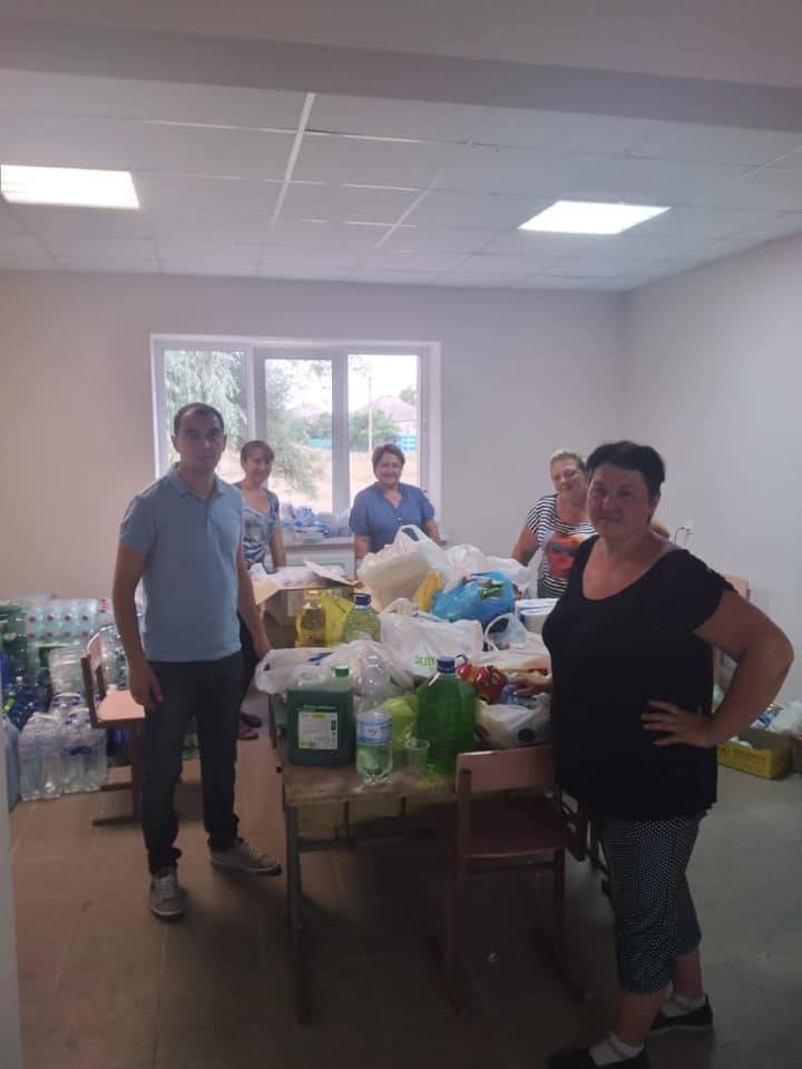 "Низкий вам поклон": Жители Лисичанска оказали помощь пострадавшим от лесных пожаров - фото