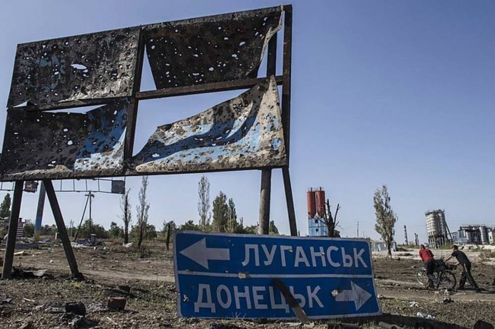 В результате обстрелов НВФ на Донбассе трое украинских военных получили ранения, - ООС