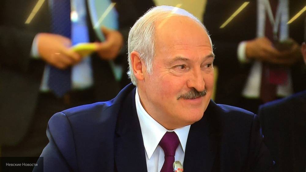 Лукашенко призвал Белоруссию защищать и поддерживать собственный рынок