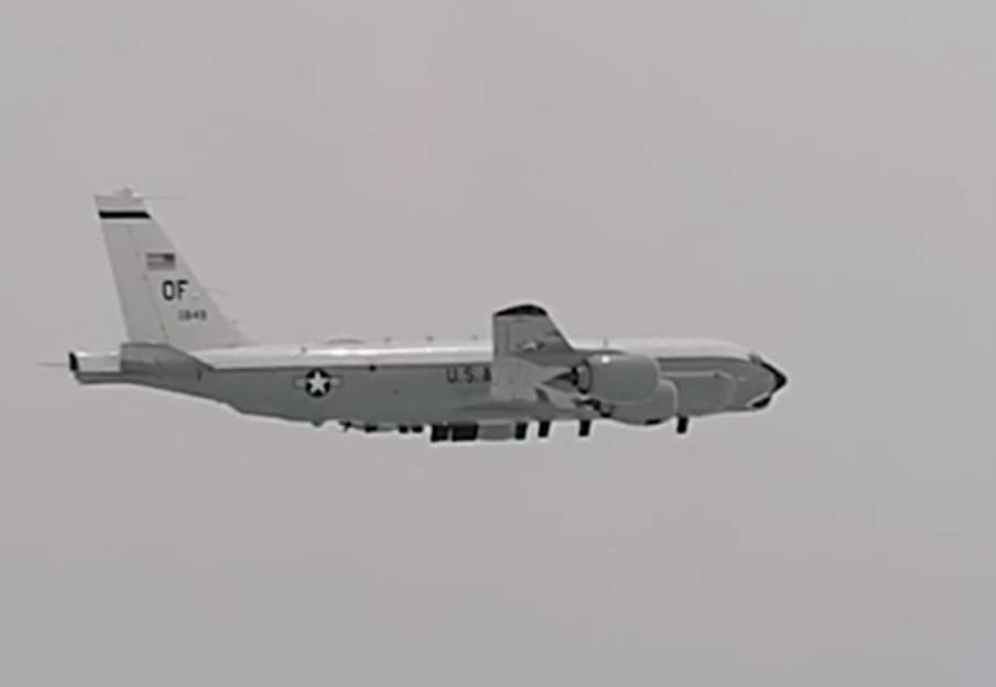 Опубликовано видео перехвата самолета ВВС США российскими истребителями