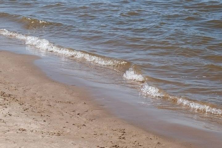 Волгоградцам рассказали об опасности неофициальных пляжей
