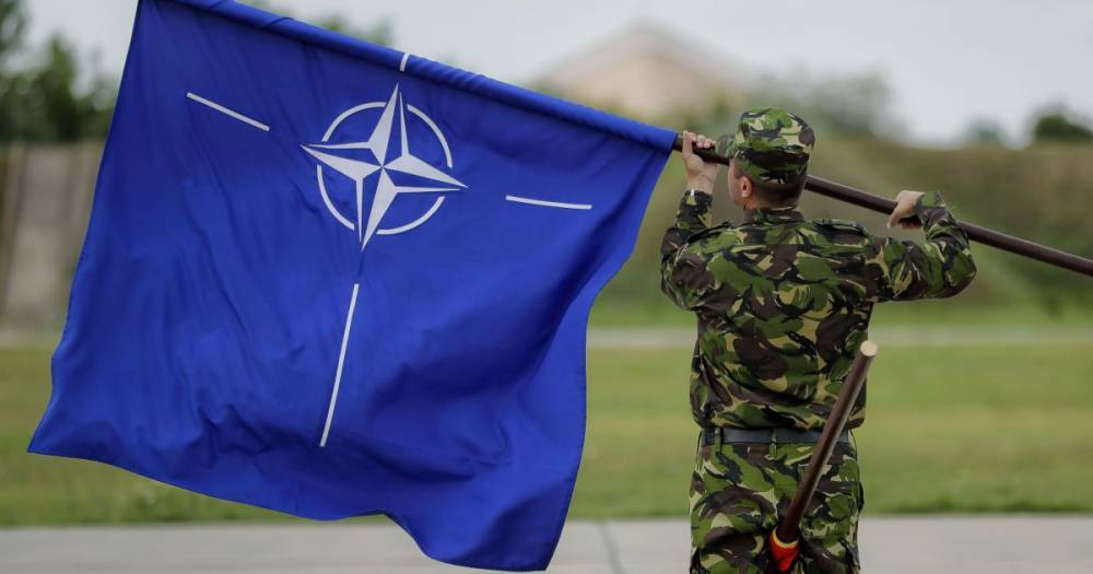 В Конгрессе США заявили, что Украине "следует обеспечить четкий путь к членству в НАТО"