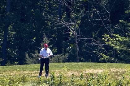Трамп пожаловался на внимание журналистов к его игре в гольф