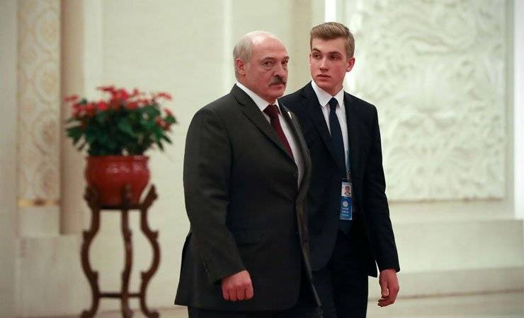 Николая Лукашенко заметили в скандальном ресторане «Лебяжий» — видео