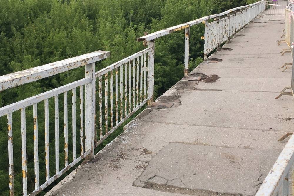 В Саратове начали восстанавливать рухнувший мост