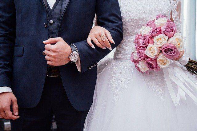 В Бурятии 20 человек заразились коронавирусом после свадьбы