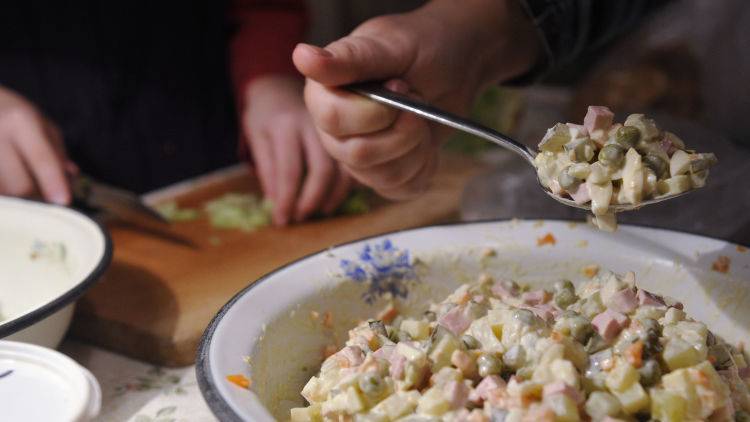 Диетолог назвала популярные советские блюда, мешающие похудеть