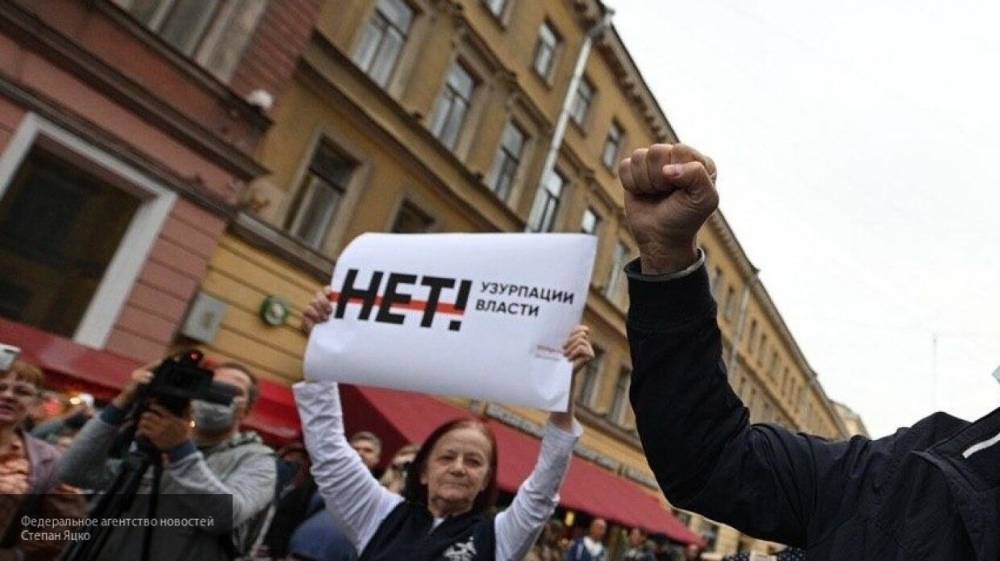Оппозиция в Петербурге подвергла жителей города риску заражения COVID-19