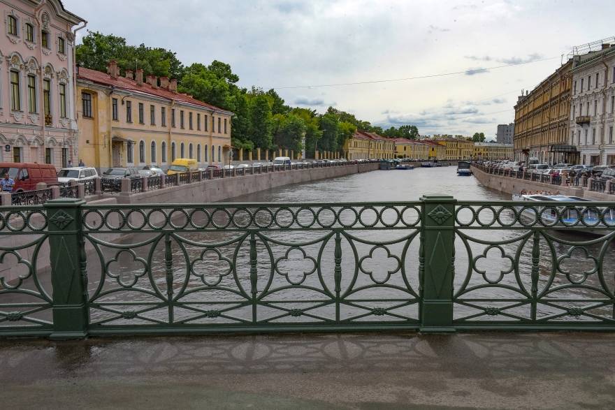 В Петербурге завершился капитальный ремонт Зеленого моста