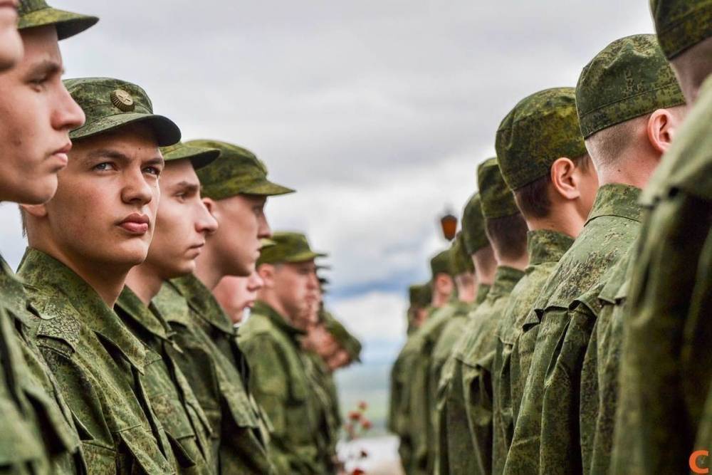 Около тысячи молодых людей из Ивановской области пополнили ряды российской армии