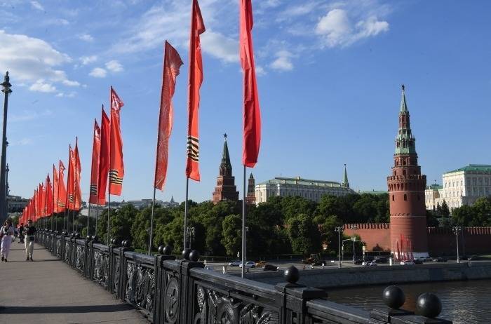 Большой Каменный мост в Москве капитально отреставрируют