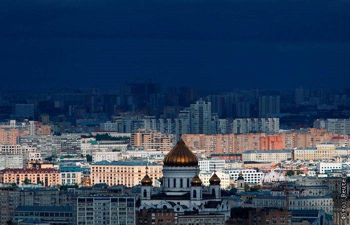 Собянин заявил о надежде на возвращение экономики Москвы к развитию за полгода