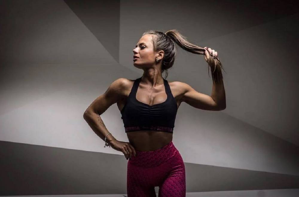 Украинская фитнес-модель с невероятными формами заставит покраснеть даже зеркало: "Love it!"