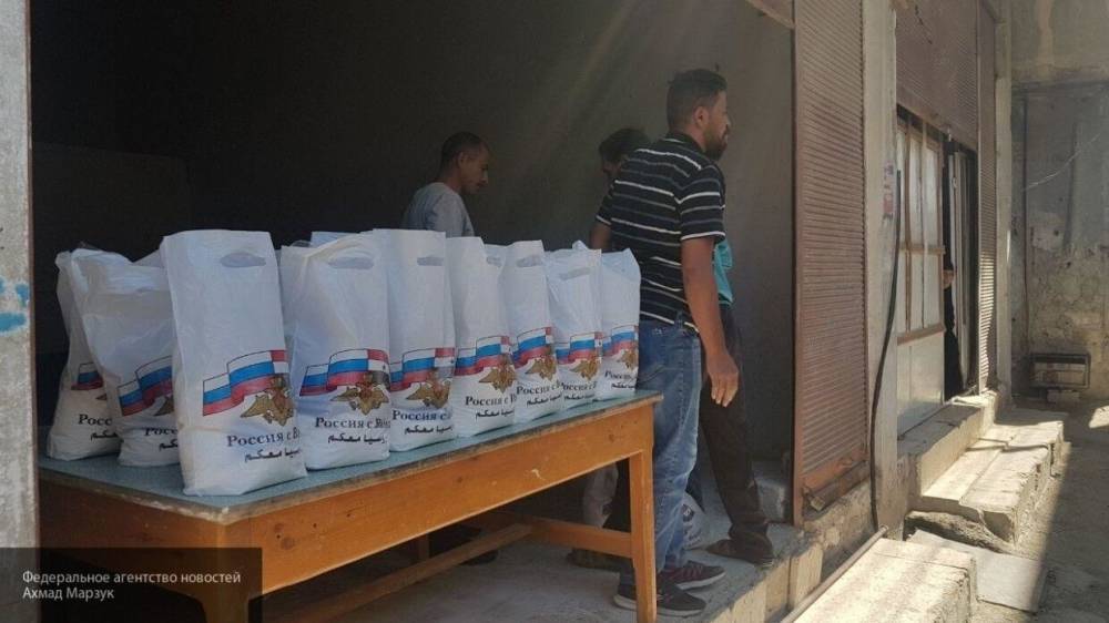 Военные полицейские РФ доставили гуманитарную помощь в сирийский населенный пункт Хараба